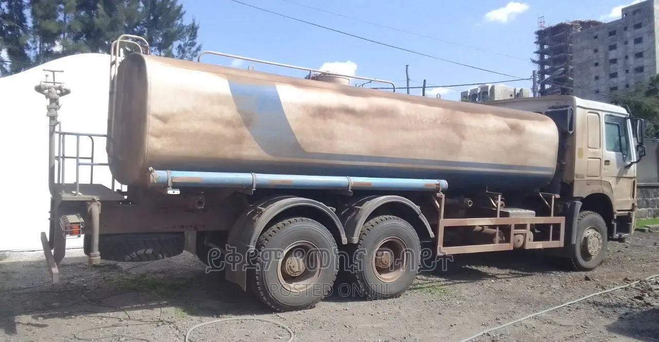 Shower Truck (Water Truck) 0.00km