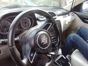 Suzuki Dzire 2022 Silver