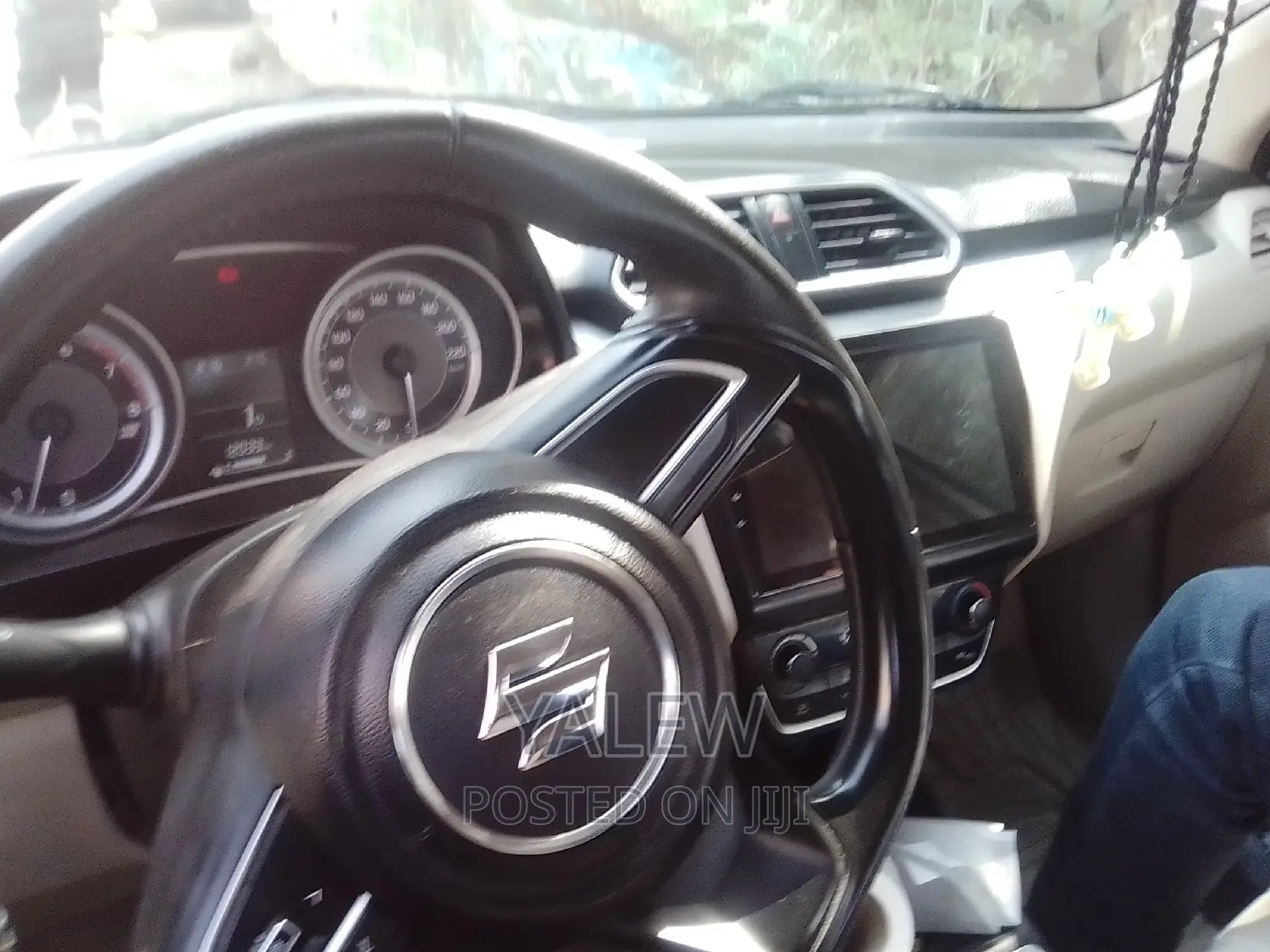 Suzuki Dzire 2022 Silver