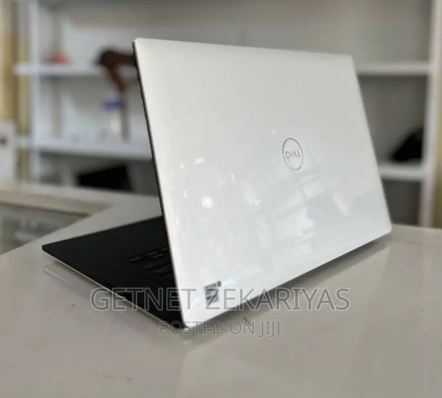 New Laptop Dell Precision 5530 32GB Intel Core I9 SSD 512GB