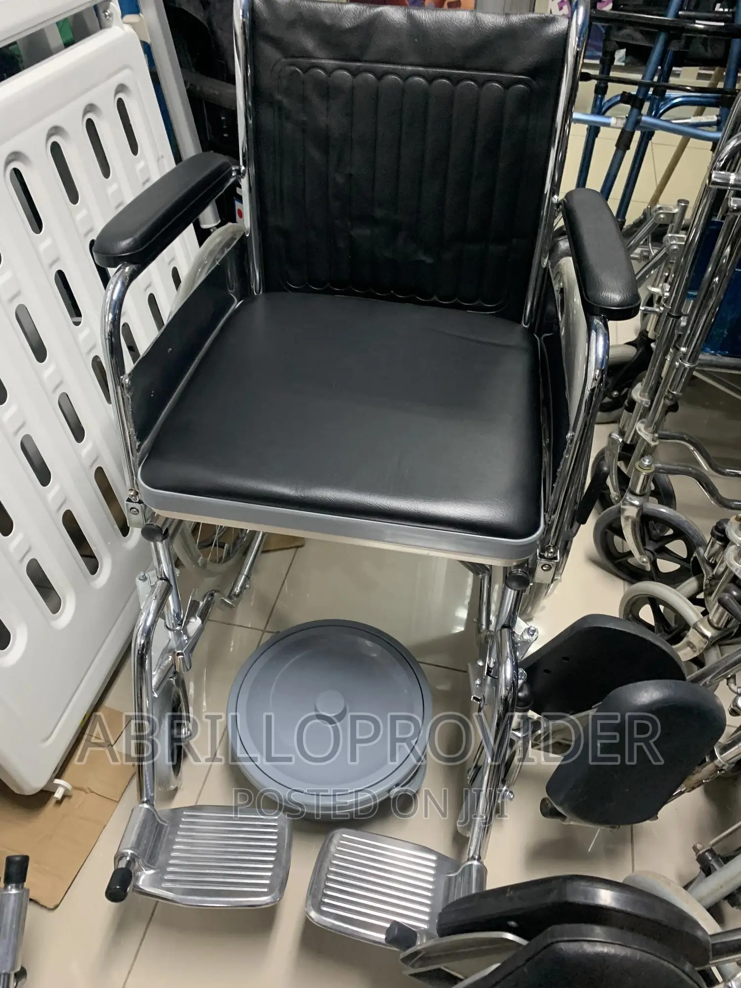Elderly|Disabled Commode Wheelchair+Wheelchair+Wheelchair+T9