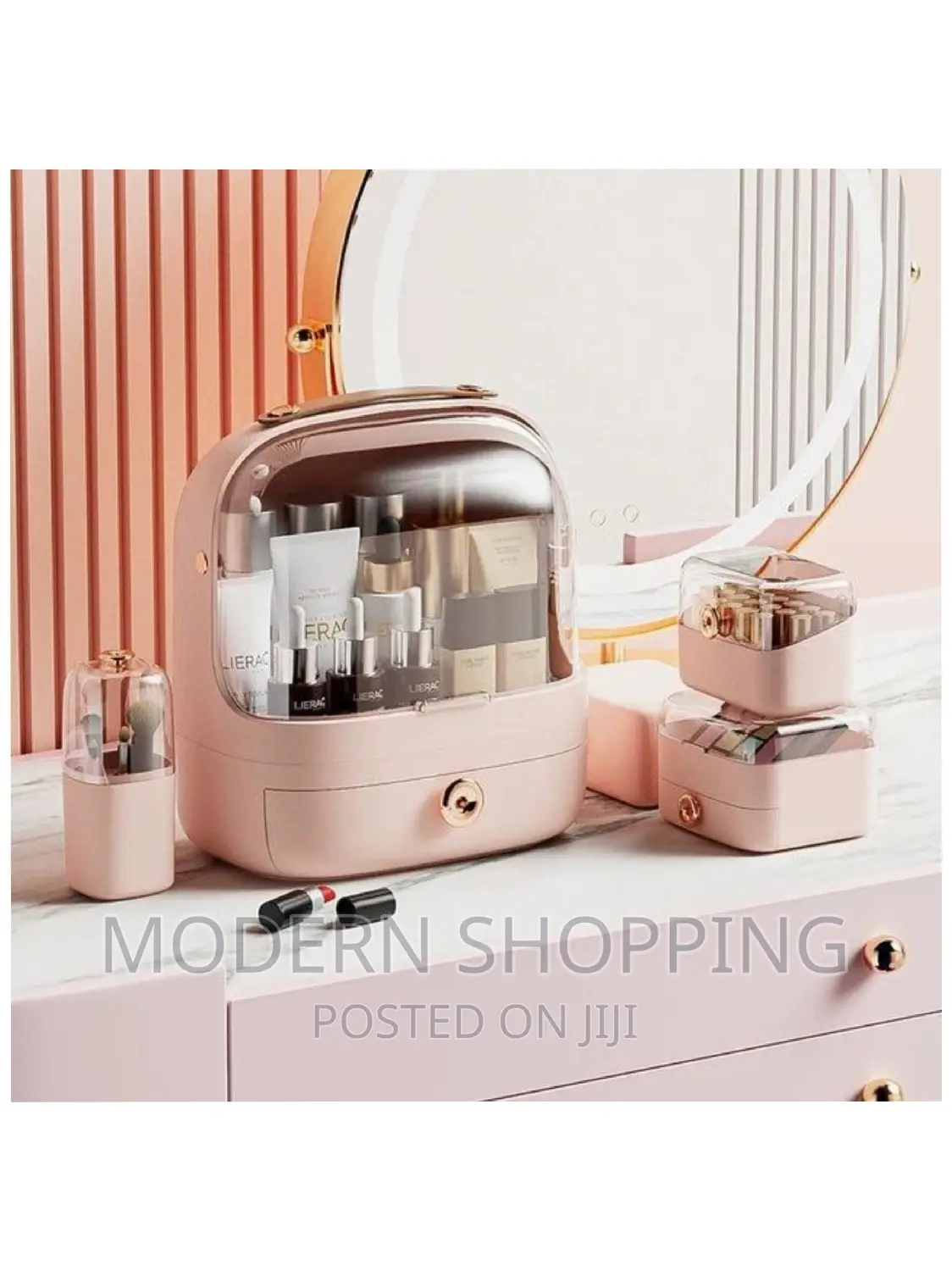 Large Capacity Cosmetic Storage Box