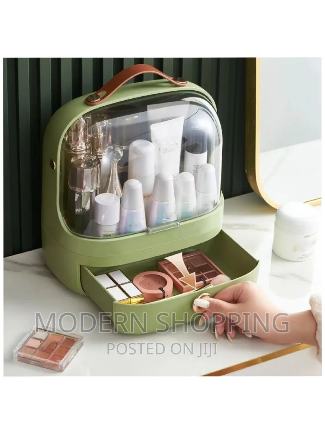 Large Capacity Cosmetic Storage Box