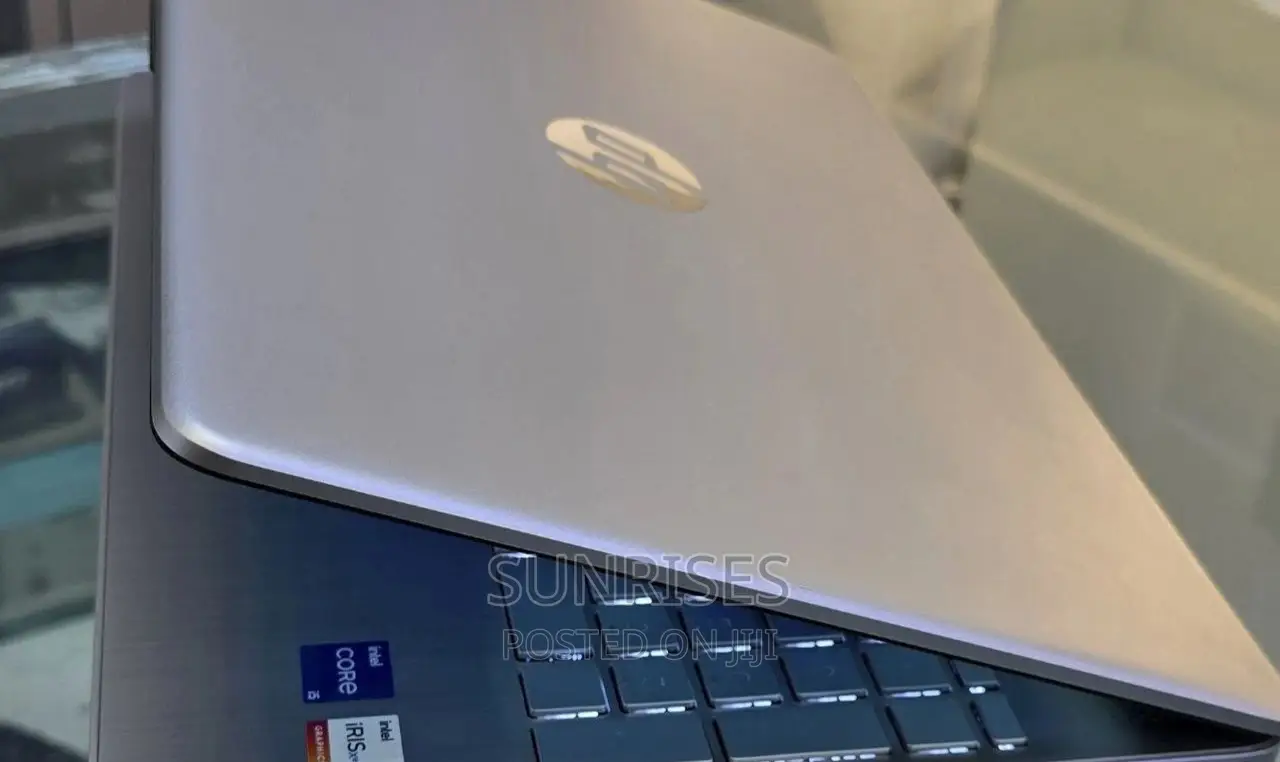 New Laptop HP Stream Notebook 8GB Intel Core I5 SSD 512GB