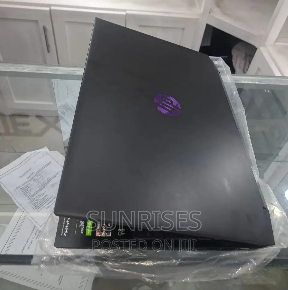 New Laptop HP Pavilion Power 15 8GB AMD Ryzen 5 SSD 512GB