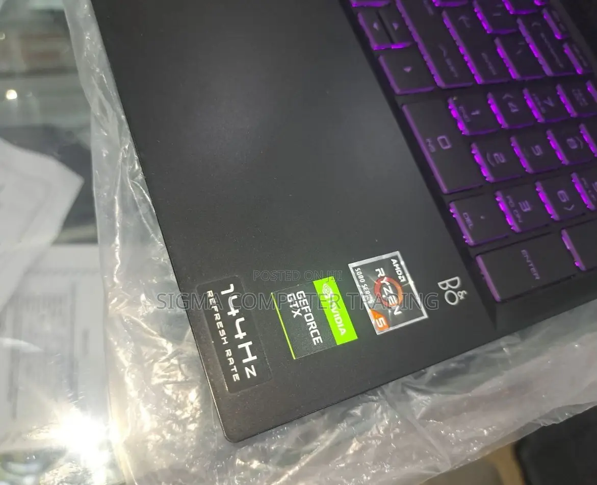 New Laptop HP Pavilion 15 8GB AMD Ryzen 5 SSD 512GB