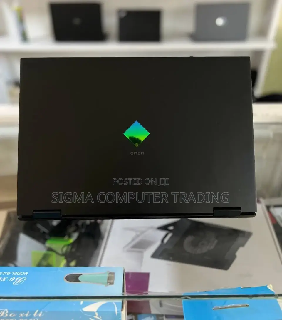 New Laptop HP Omen 15 16GB Intel Core I9 SSD 512GB