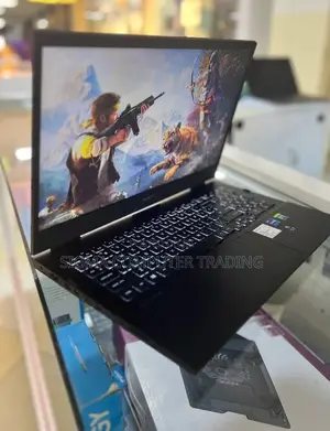 New Laptop HP Omen 15 16GB Intel Core I9 SSD 512GB