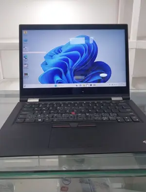 Photo - New Laptop Lenovo ThinkPad Yoga 8GB Intel Core I7 SSD 512GB