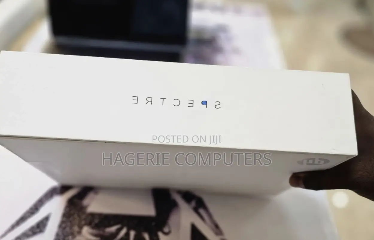 New Laptop HP Spectre 16GB Intel Core I7 SSD 1T