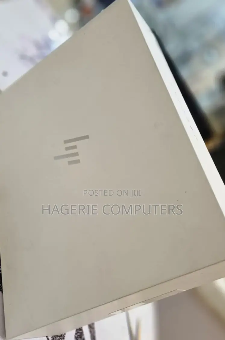 New Laptop HP Spectre 16GB Intel Core I7 SSD 1T