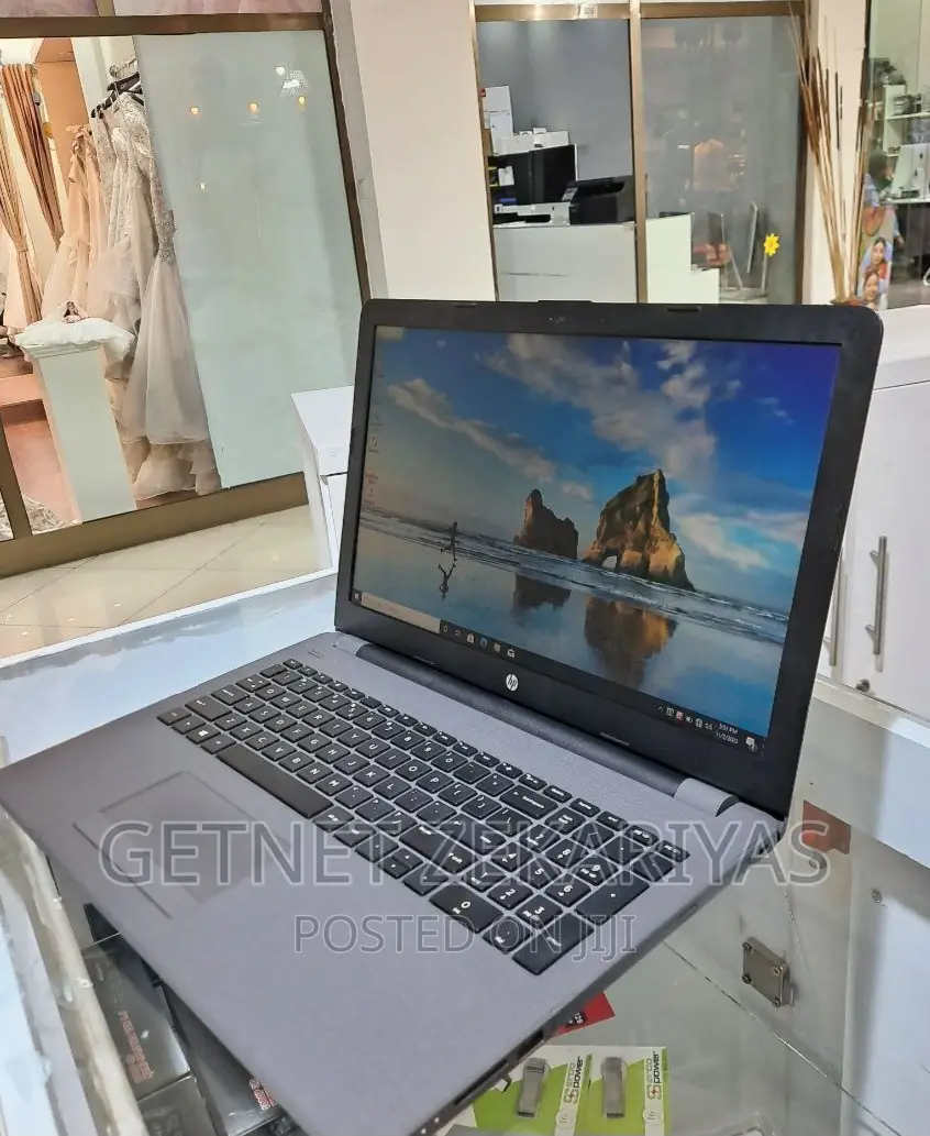 New Laptop HP Stream Notebook 8GB Intel Core I7 SSD 1T