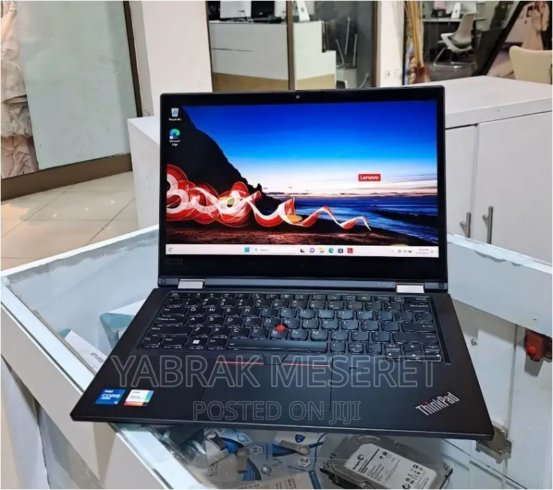 New Laptop Lenovo ThinkPad Yoga 16GB Intel Core I5 SSD 512GB
