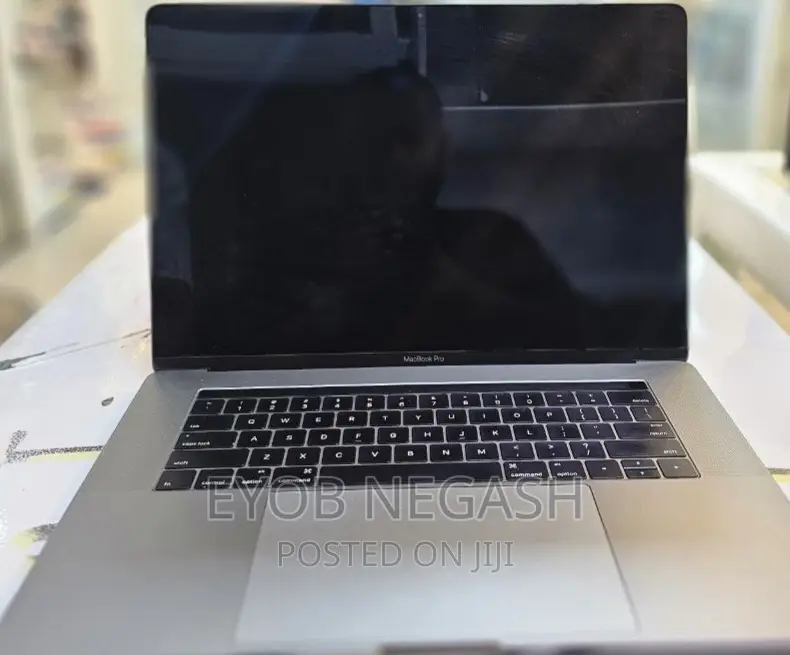 New Laptop Apple MacBook Pro 2016 16GB Intel Core I7 SSD 1T