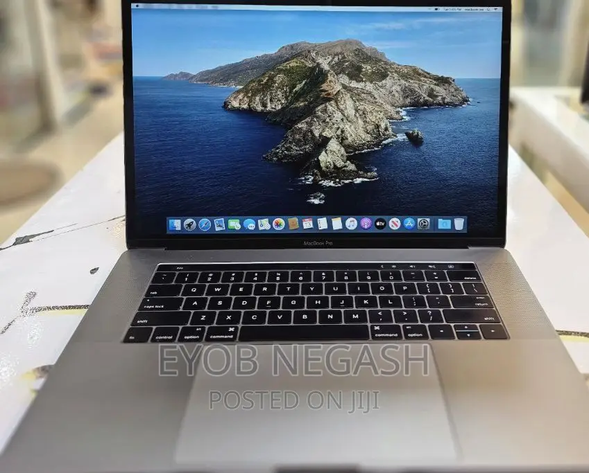 New Laptop Apple MacBook Pro 2016 16GB Intel Core I7 SSD 1T