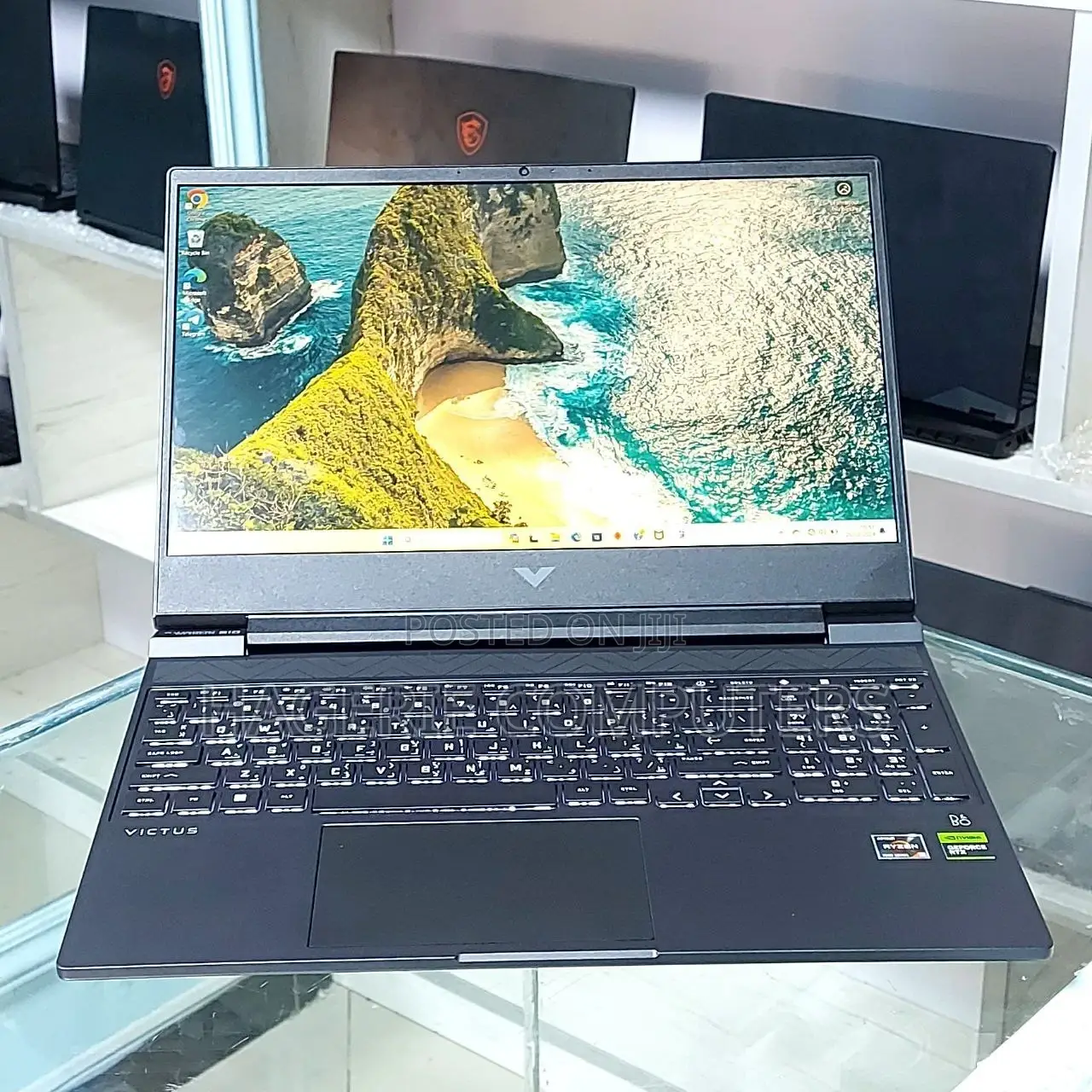 New Laptop HP Victus 15 8GB AMD Ryzen 5 SSD 512GB