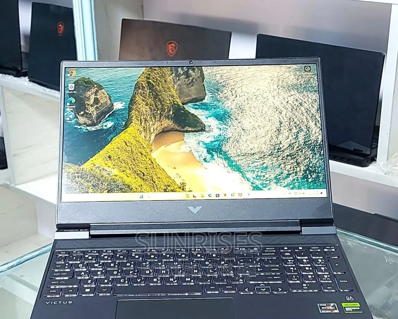 New Laptop HP Victus 16 16GB AMD Ryzen 5 SSD 512GB