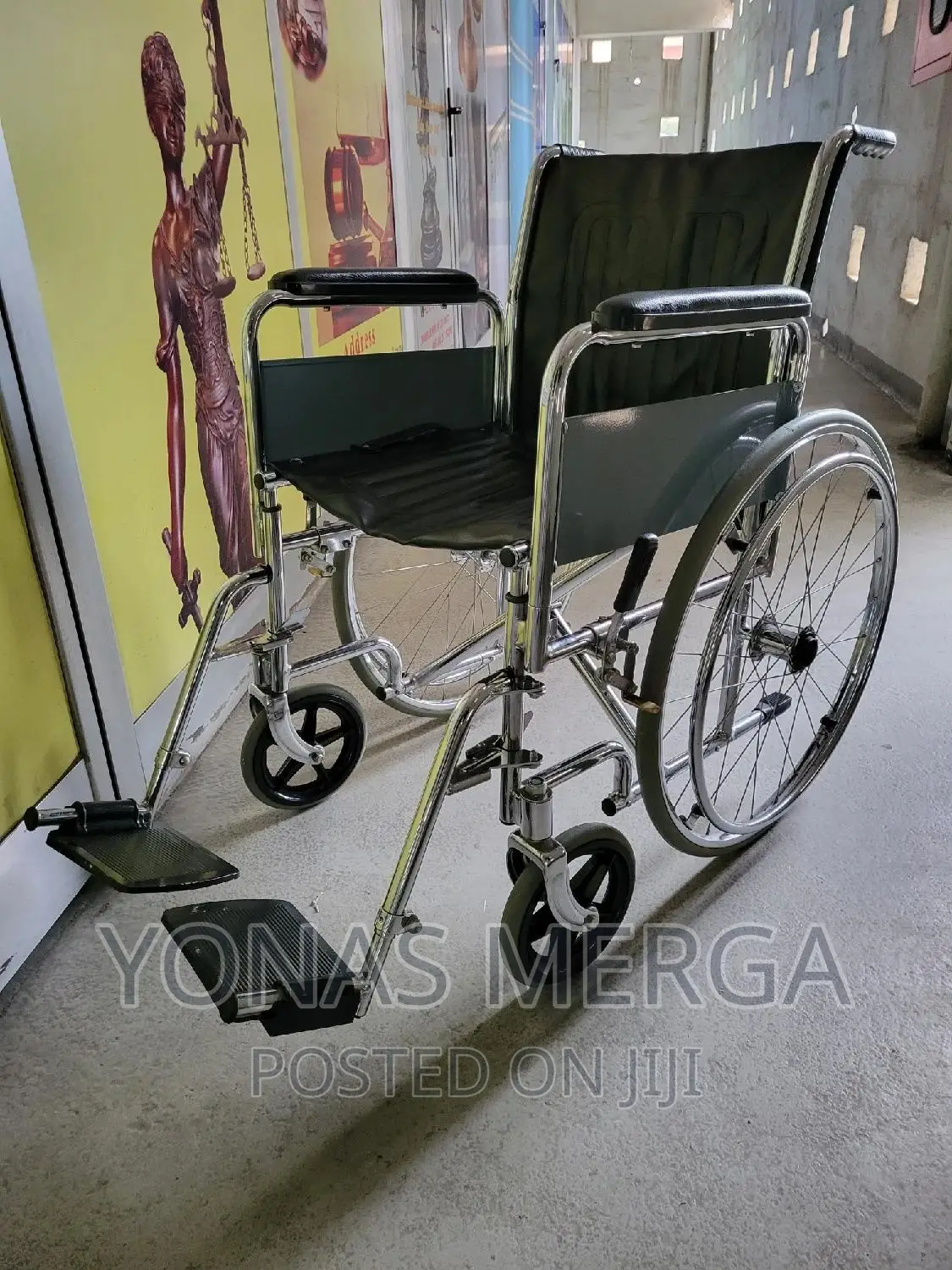 Slightly Used Wheelchair MS Frame /Premium Metallic Finish
