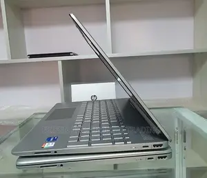 Photo - New Laptop HP Stream Notebook 16GB Intel Core I5 SSD 512GB