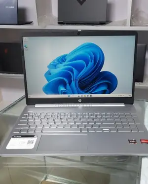 New Laptop HP Stream Notebook 8GB AMD Ryzen 5 SSD 256GB