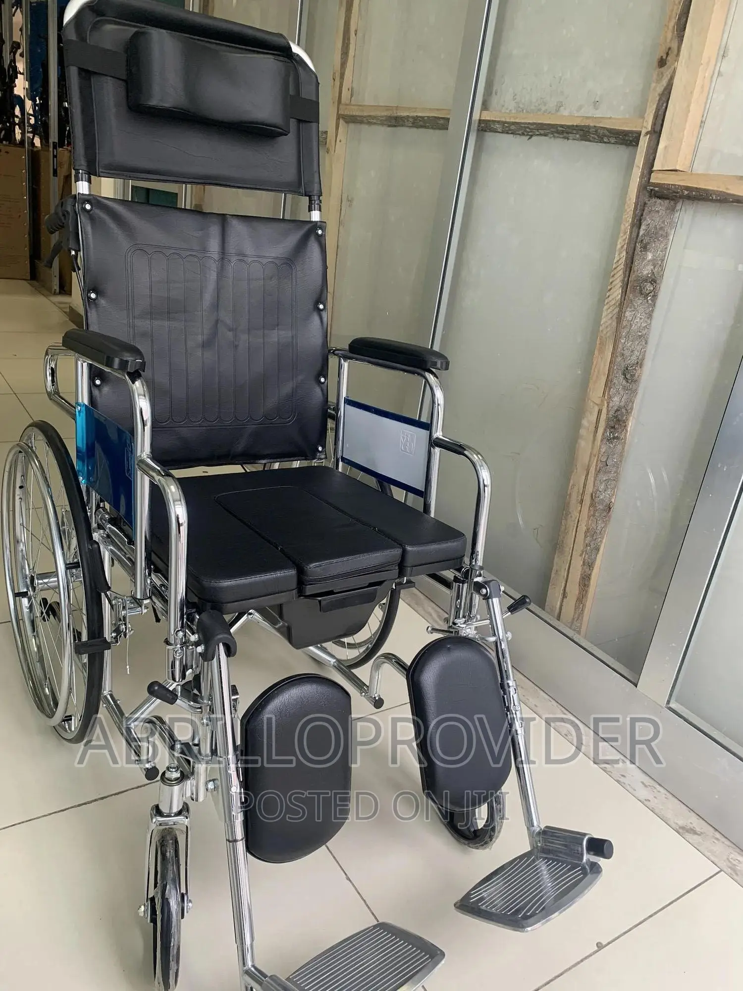 Reclining Commode Wheelchair_180*\Wheelchair\Wheelchair\New