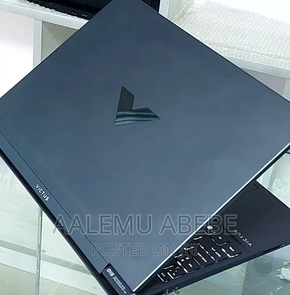 New Laptop HP Victus 16 8GB AMD Ryzen 5 SSD 512GB