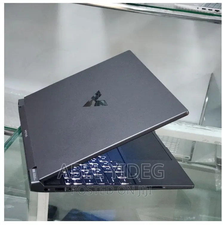 New Laptop HP Victus 15 8GB AMD Ryzen 5 SSD 512GB