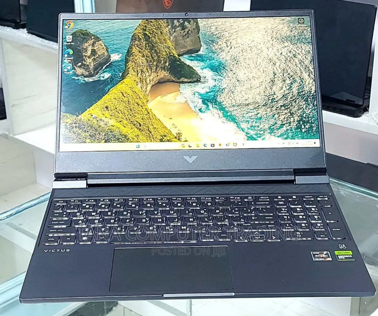 New Laptop HP Victus 16 8GB AMD Ryzen 5 SSD 500GB