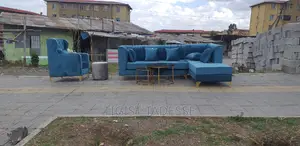 Photo - Sofa L Shape With 1 King Set