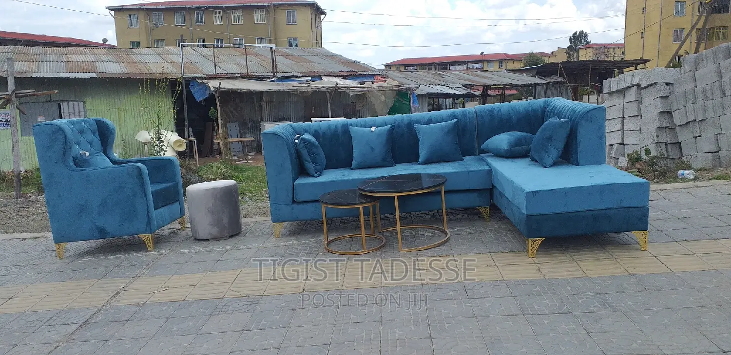 Sofa L Shape With 1 King Set