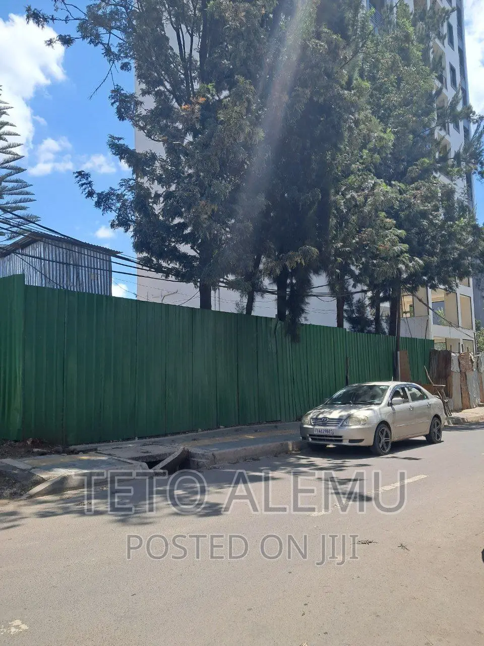 የሚሸጥ ቦታ መገናኛ ደራርቱ ህንፃ አካባቢ