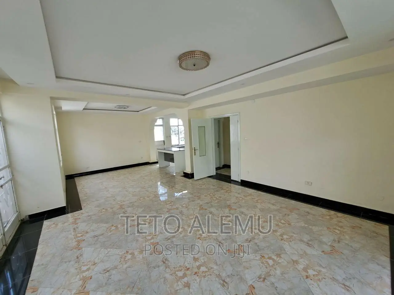 3bdrm House in የሚሸጥ ፅድት ብሎ የታደሰ, Bole for sale