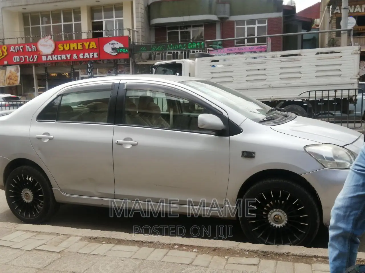Toyota Belta 2007 Silver
