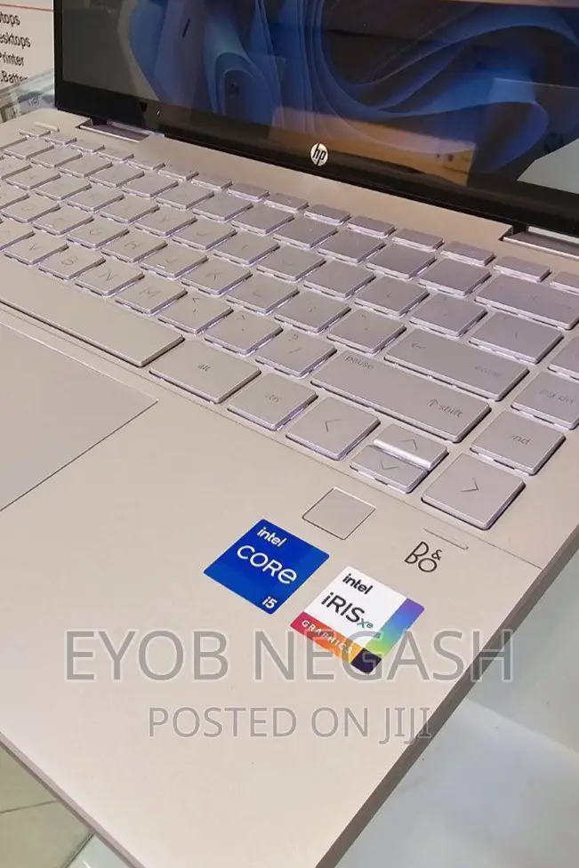 New Laptop HP Pavilion X360 14t 8GB Intel Core I5 SSD 512GB