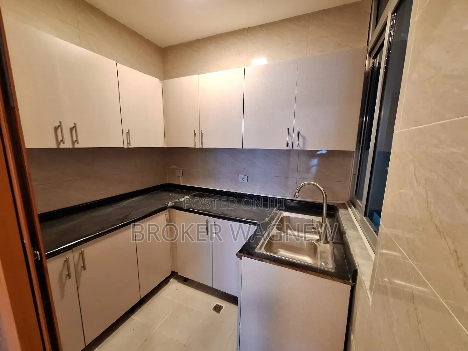 3bdrm Apartment in Kirkos for sale