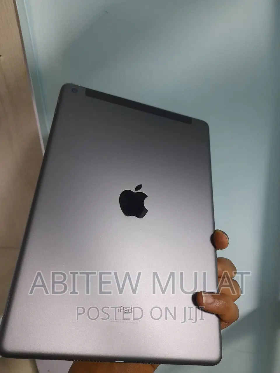 New Apple iPad Wi-Fi 256 GB Silver