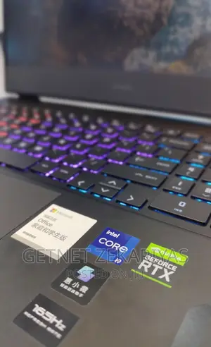 New Laptop HP Omen 15 16GB Intel Core I9 SSD 512GB