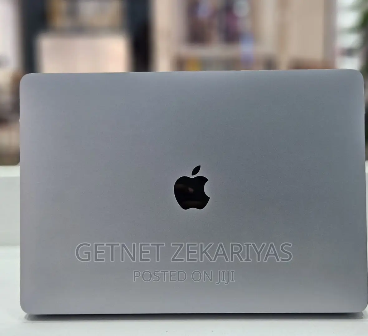 New Laptop Apple MacBook Air 8GB Apple M1 SSD 256GB