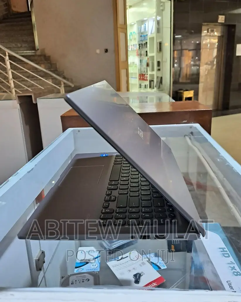 New Laptop Asus VivoBook 15 X505BA 8GB Intel Core I5 SSD 512GB