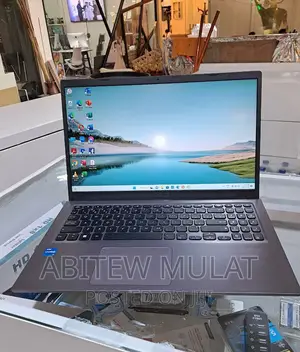 New Laptop Asus VivoBook 15 X505BA 8GB Intel Core I5 SSD 512GB