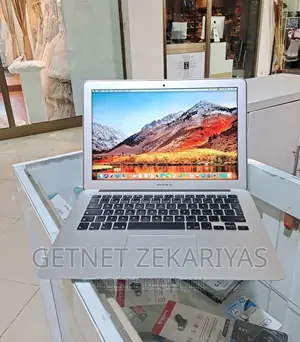 New Laptop Apple MacBook Air 2017 8GB Intel Core i5 SSD 128GB