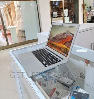 New Laptop Apple MacBook Air 2017 8GB Intel Core i5 SSD 128GB