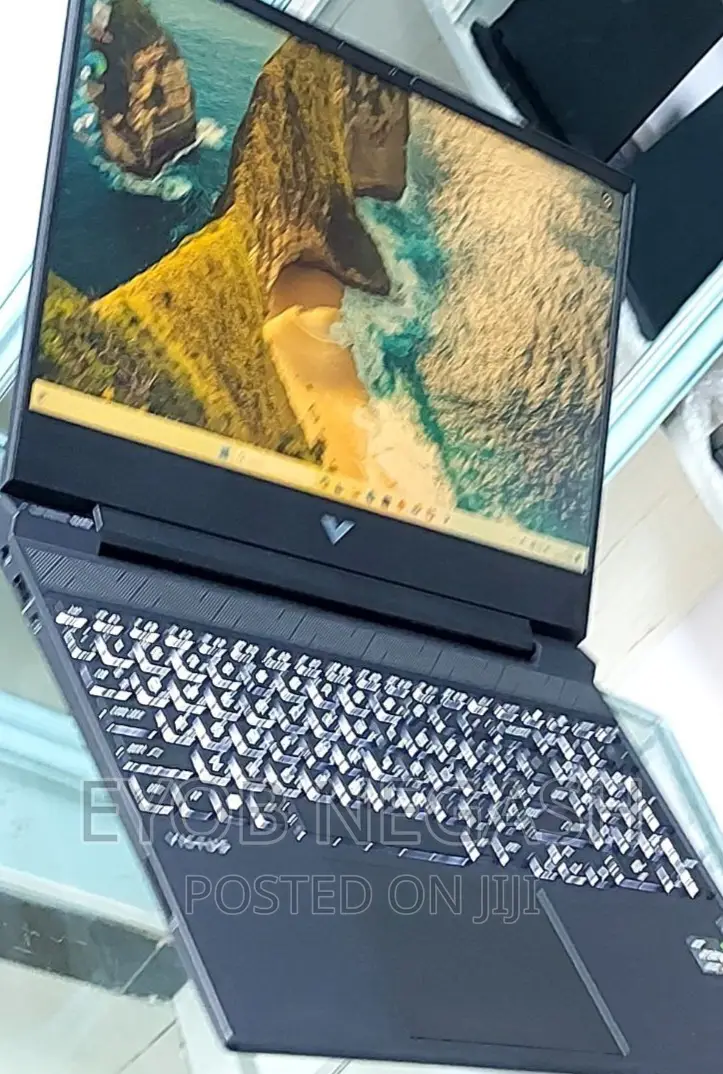 New Laptop HP Victus 15 8GB AMD Ryzen 5 SSD 512GB