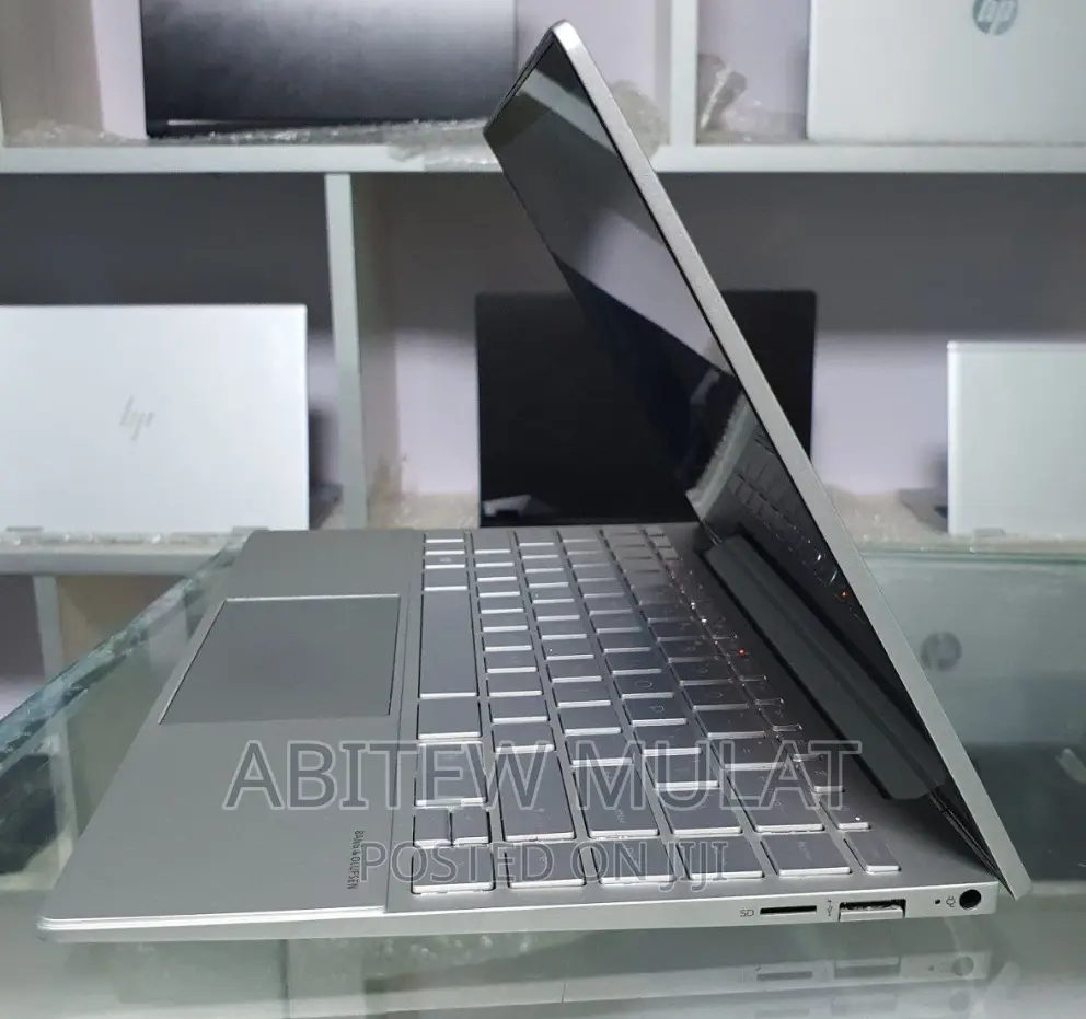 New Laptop HP Envy 14 16GB Intel Core I5 SSD 512GB