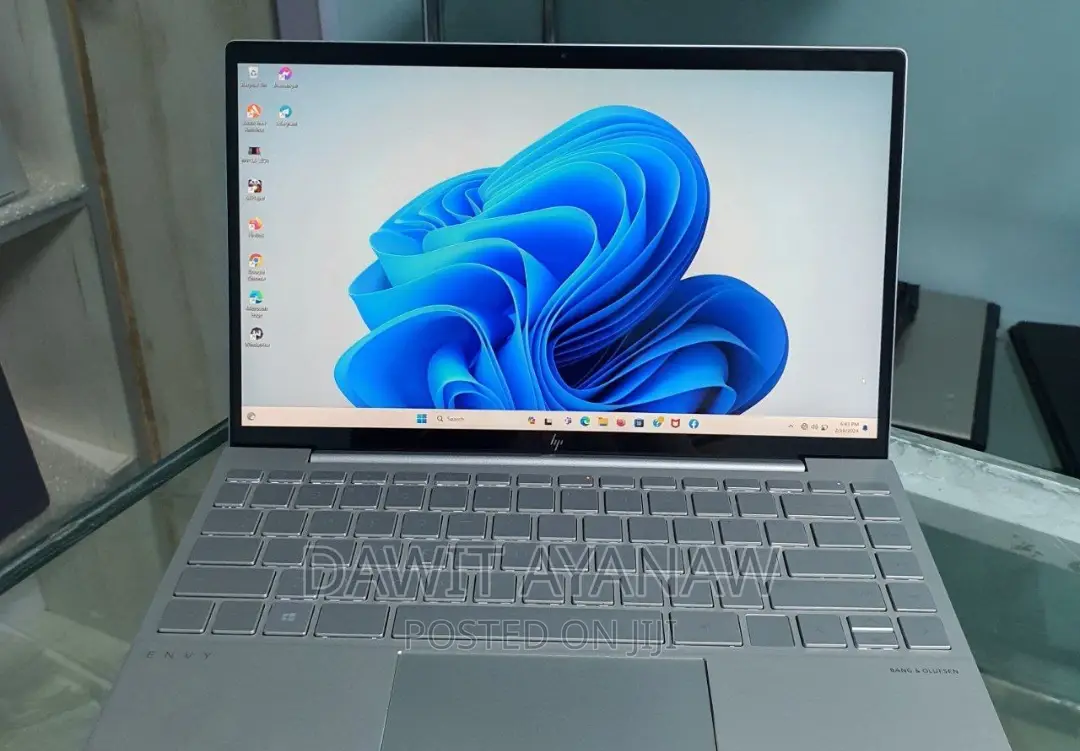 New Laptop HP Envy 15 16GB Intel Core I5 SSD 512GB