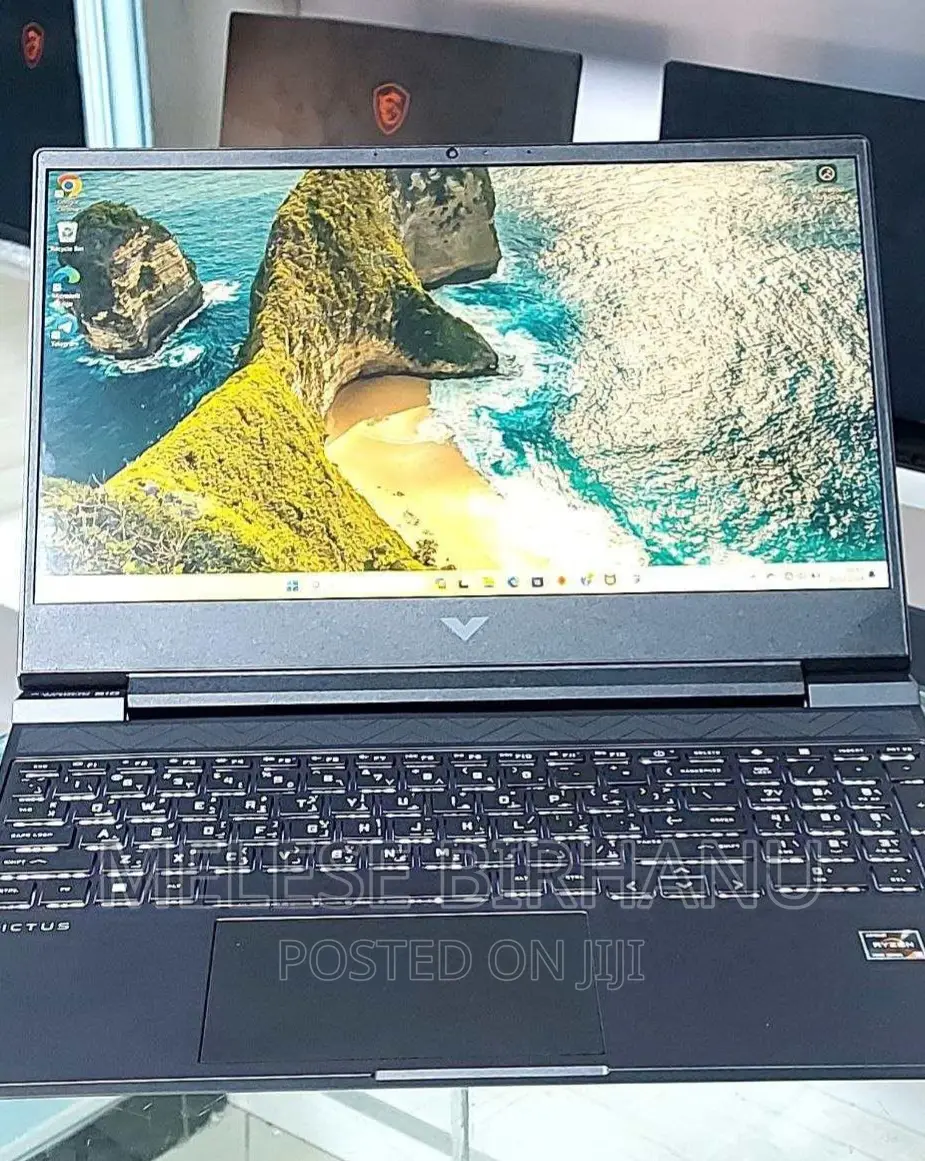 New Laptop HP Victus 15 8GB AMD Ryzen 5 SSD 512GB