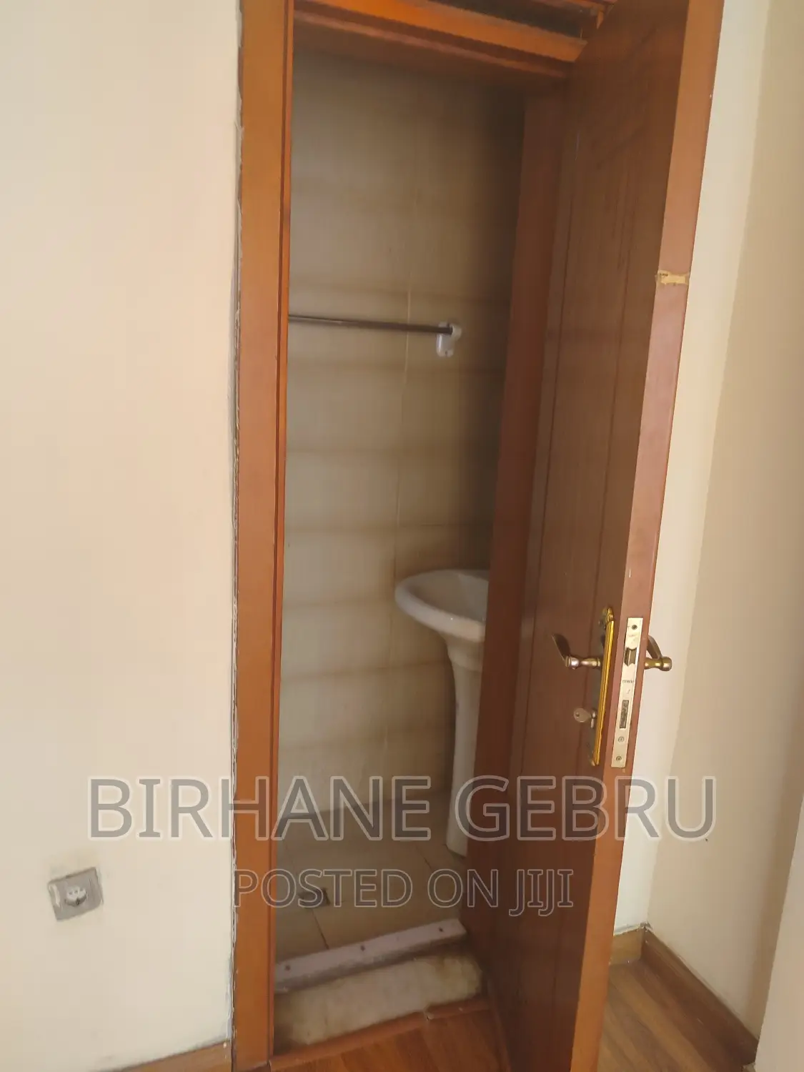 3bdrm Apartment in Apartiment, Bole for rent