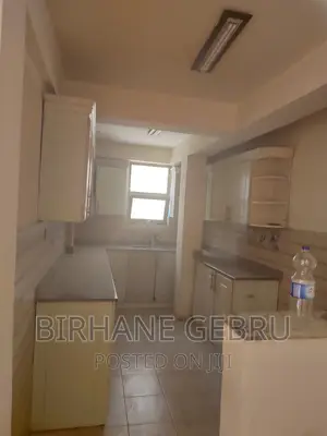 3bdrm Apartment in Apartiment, Bole for rent