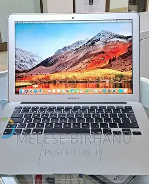 Photo - Laptop Apple MacBook Air 2017 8GB Intel Core i5 SSD 128GB