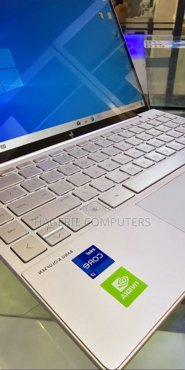 New Laptop HP Envy X360 16GB Intel Core I7 SSD 1T